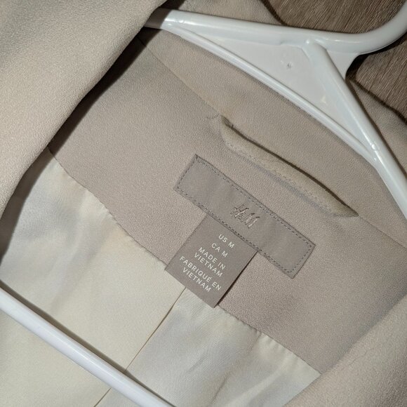 H&M Single-Breasted Jacket in Light Beige - Picture 3 of 6